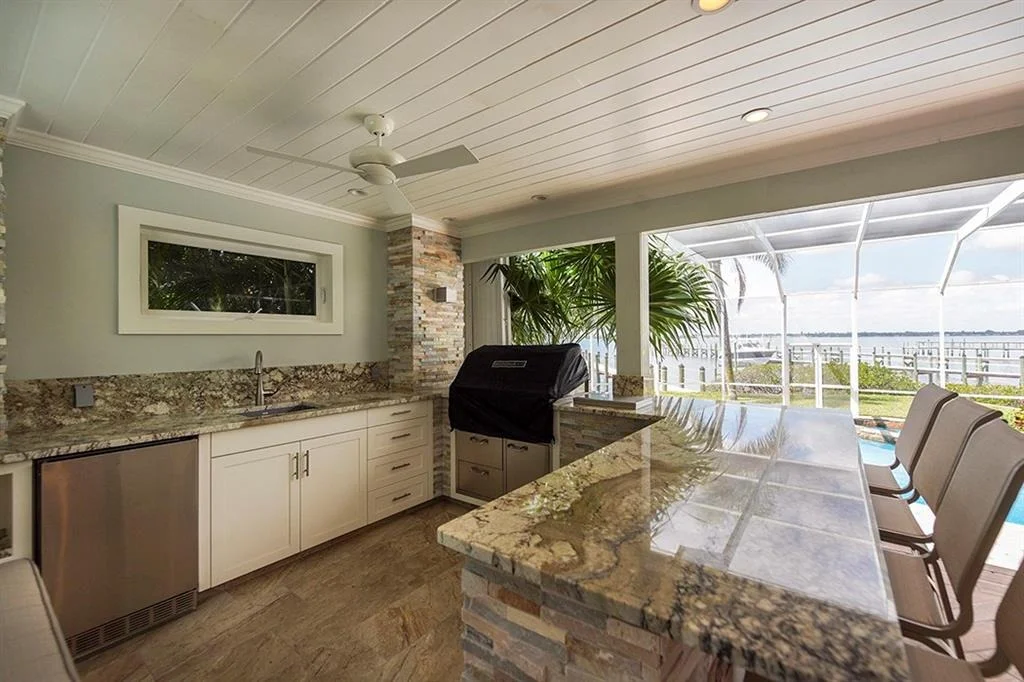 Photo of 4360 NE Joes Point Road