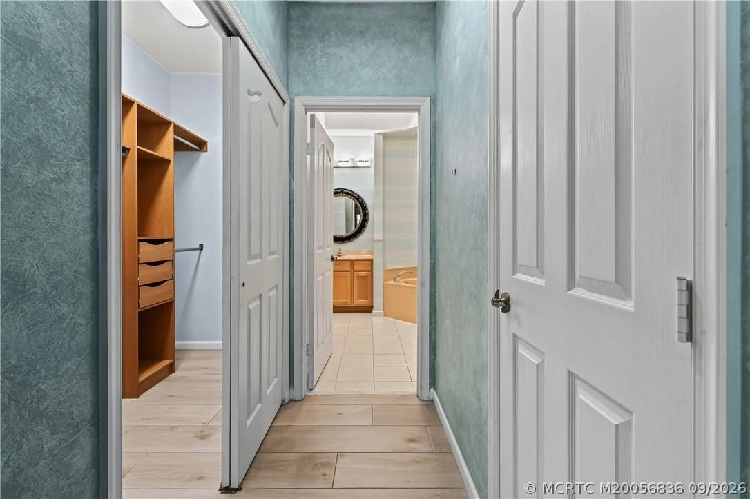 Photo of 480 NW Red Pine Way