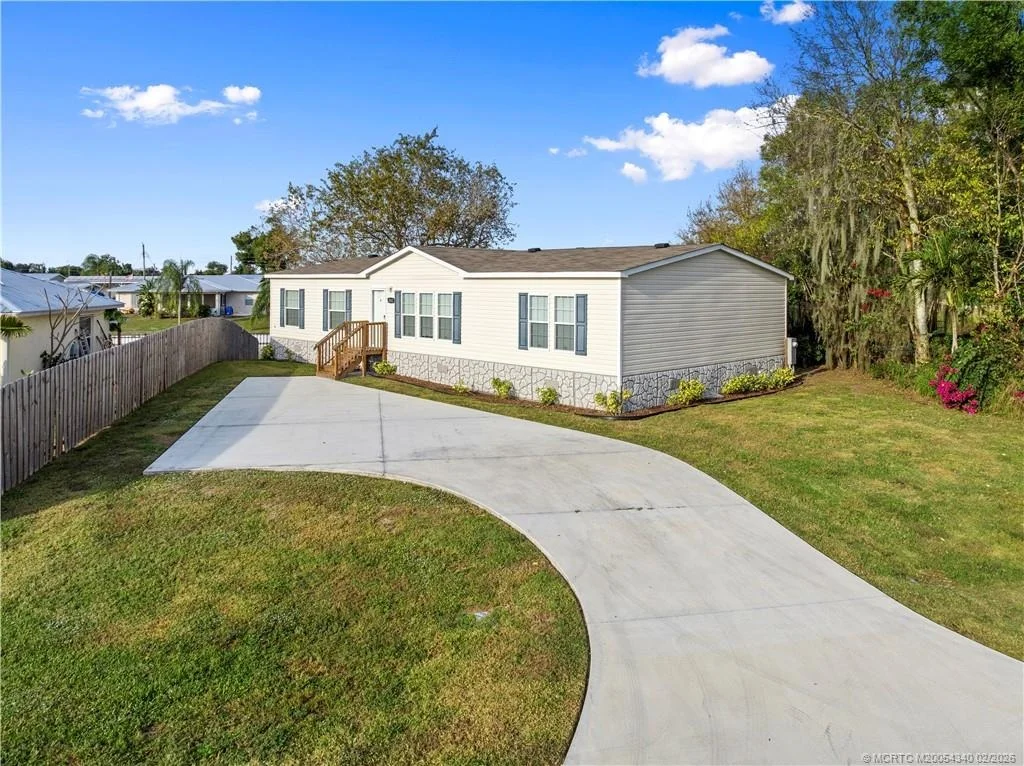 Photo of 2603 SE 34th Lane