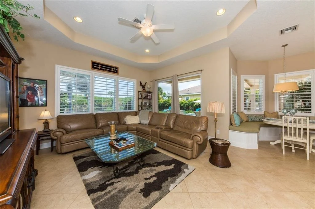 Photo of 455 SW Lost River Road