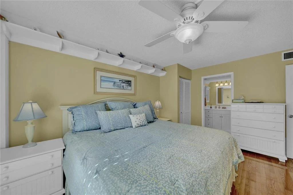 Photo of 333 NE Golfview Circle