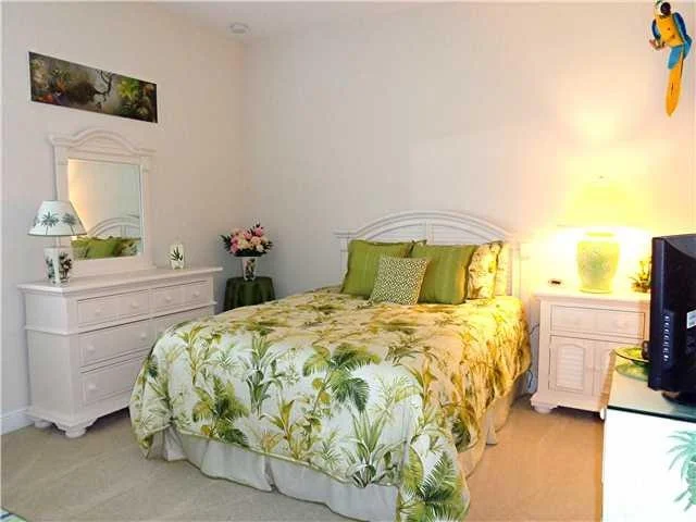 Photo of 2 SE ETHAN Terrace