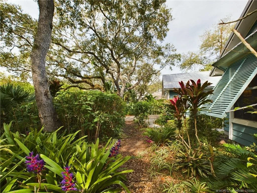Photo of 9460 Seagrape Drive