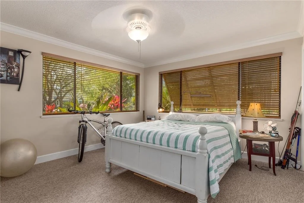 Photo of 323 SE Egret Place