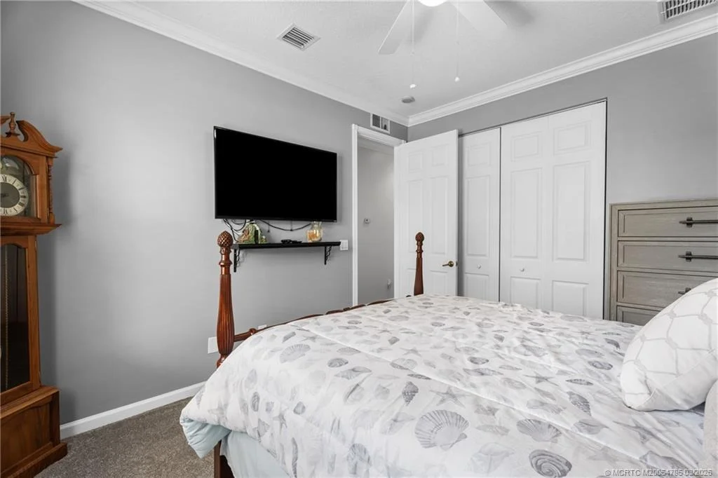Photo of 758 SW Blue Stem Way
