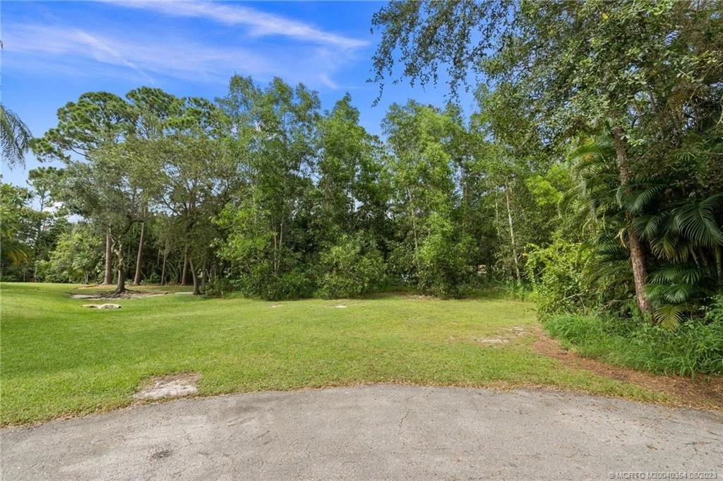 Photo of 7809 SE River Lane