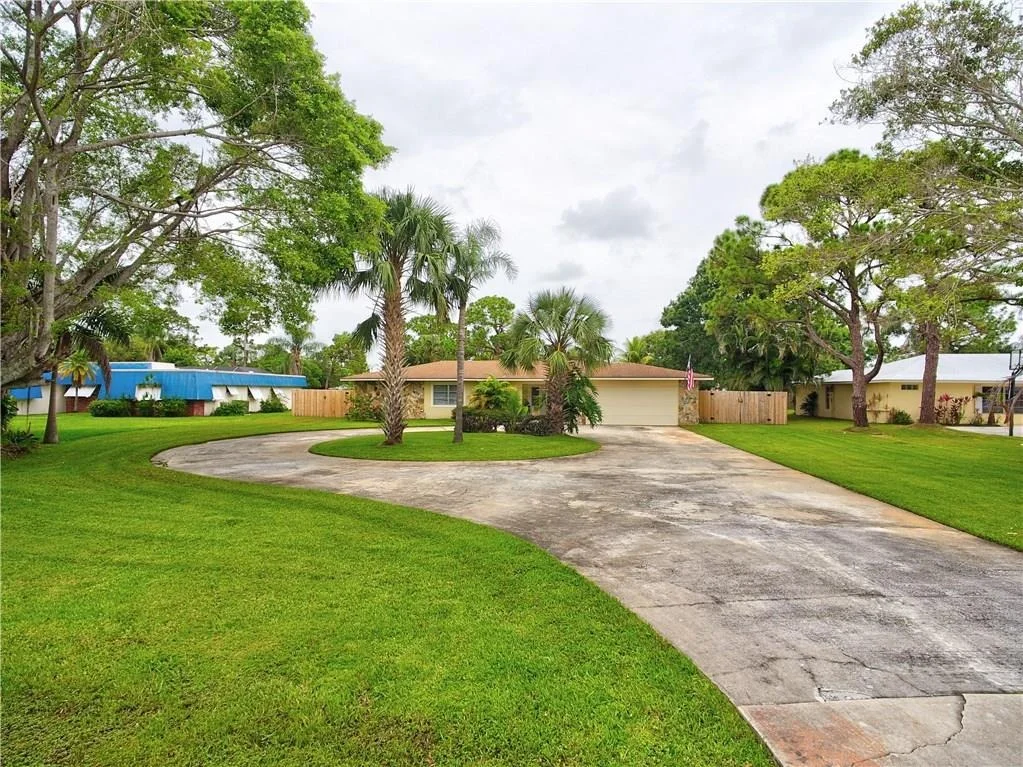 Photo of 1139 NW Fork Road