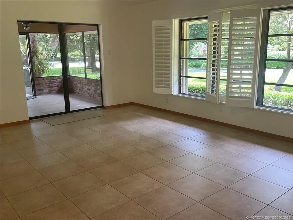 Photo of 1449 SE Mango Place