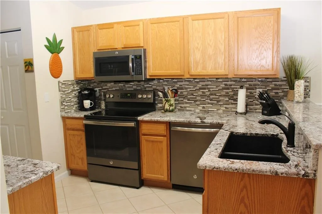 Photo of 4801 SE Winter Haven Court