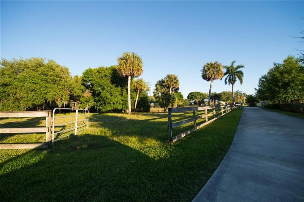 Photo of 5565 SW Evans Drive