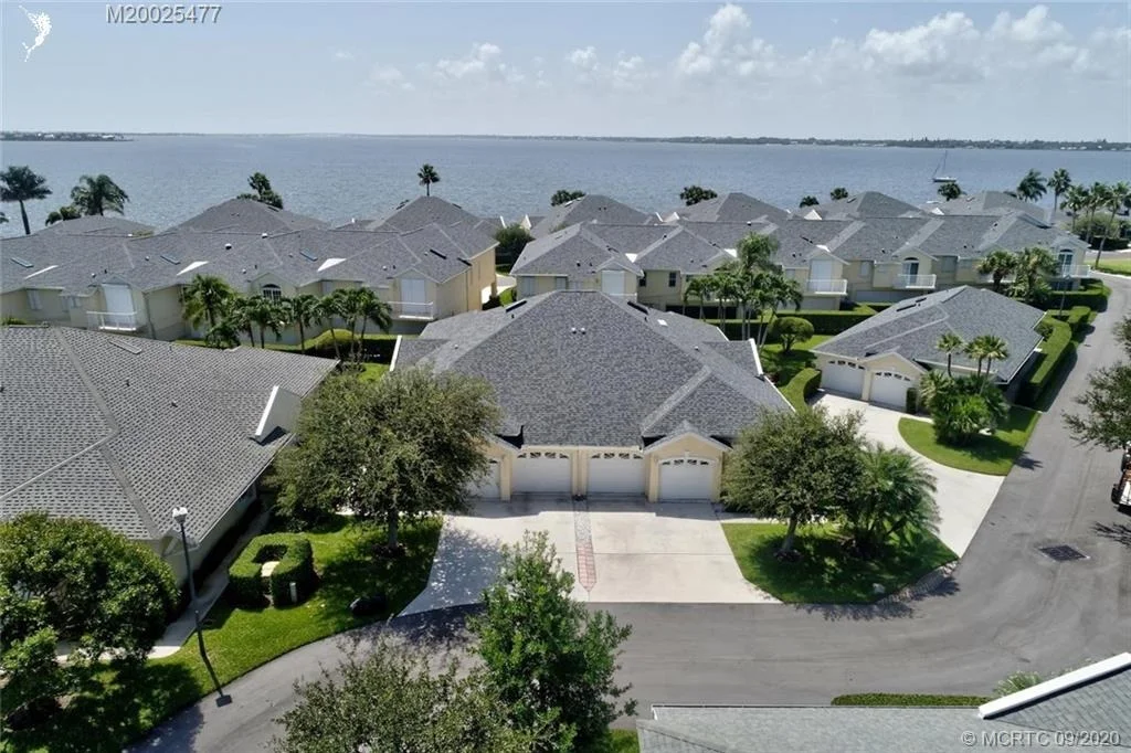 Photo of 4121 NE Moon River Circle