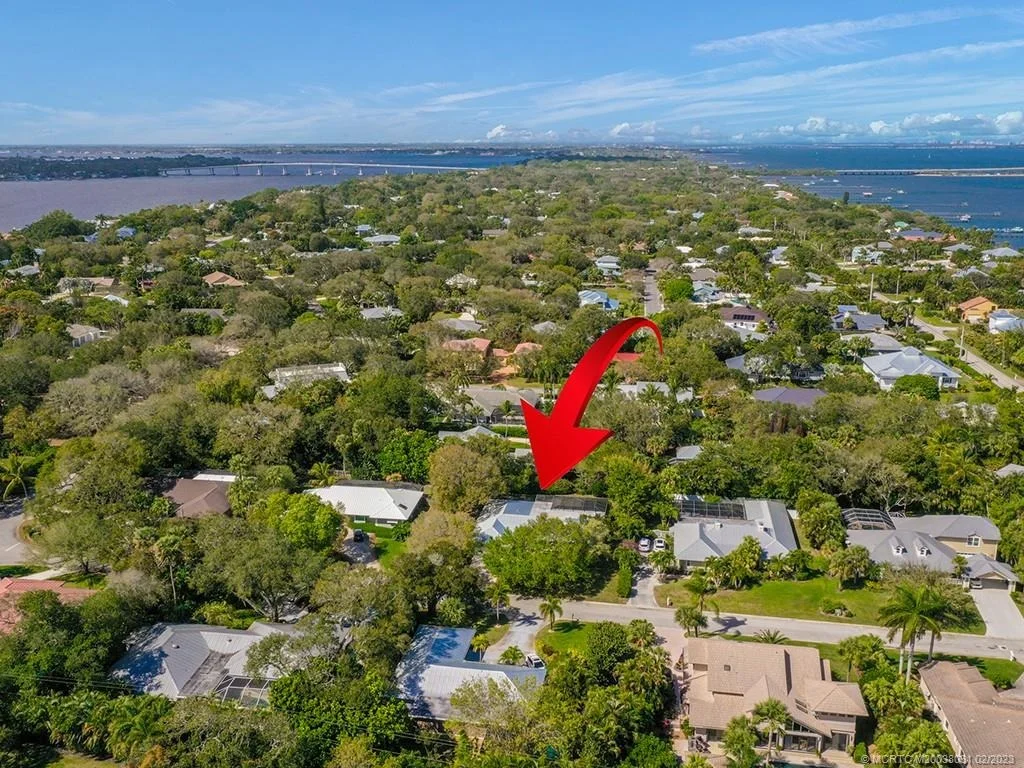 Photo of 8 Riverview Drive