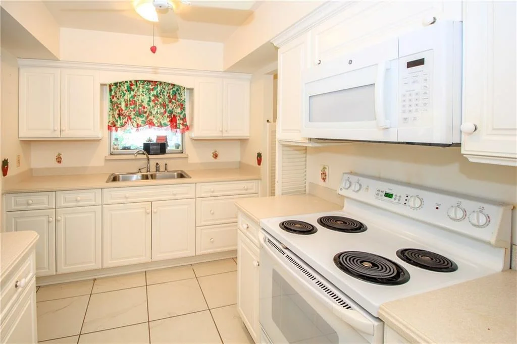 Photo of 5500 SE Paramount Drive