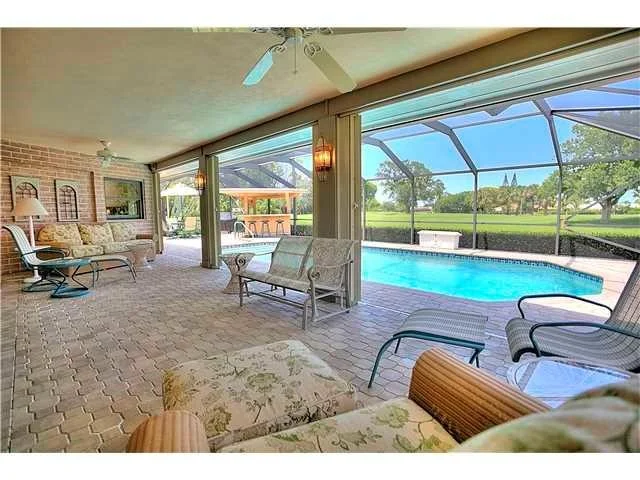 Photo of 2861 SE Fairway West