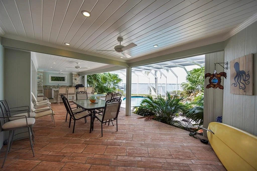Photo of 4360 NE Joes Point Road