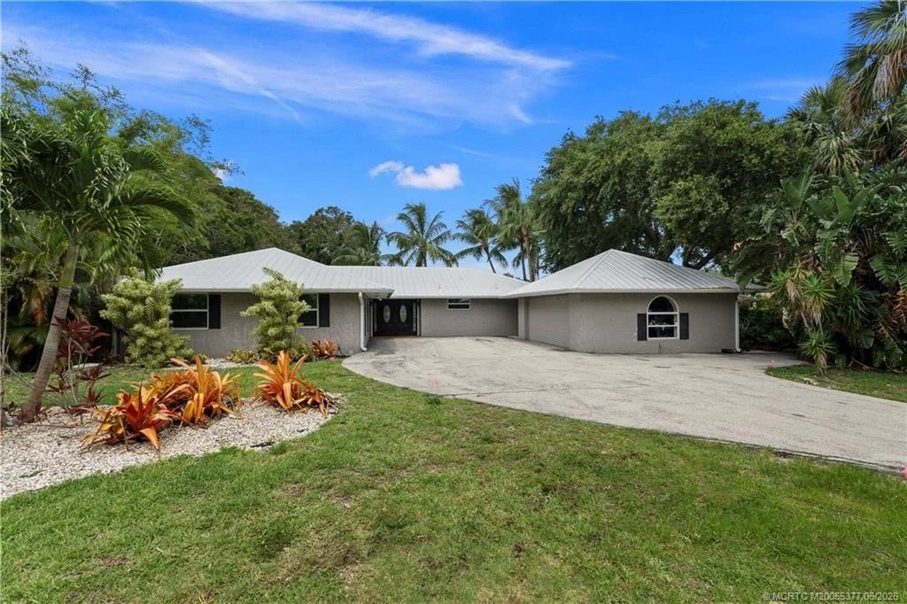 Photo of 53 N Sewalls Point Road