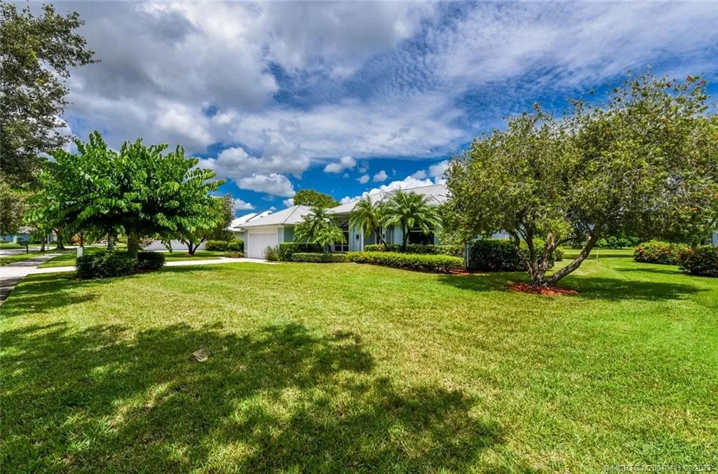 Photo of 2232 SW Danforth Circle