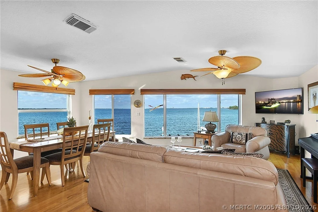 Photo of 4 Nettles Boulevard