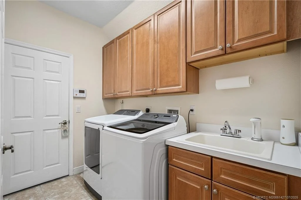 Photo of 2059 SW Panther Trace