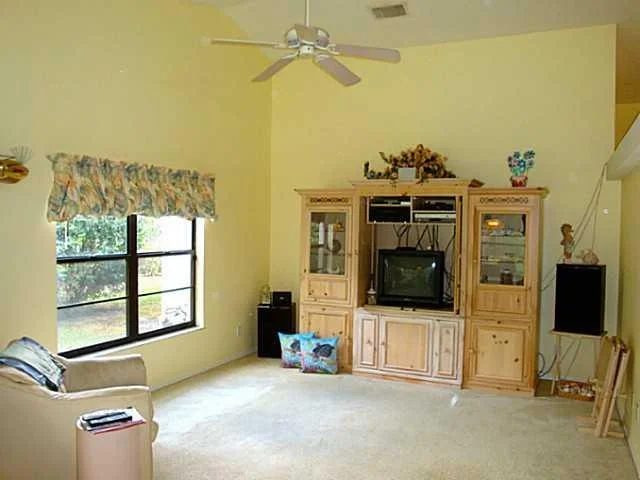Photo of 2143 Danforth Circle