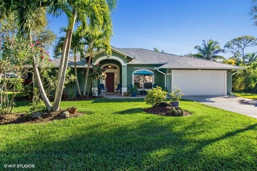 Photo of 6127 SE Black Oak Lane