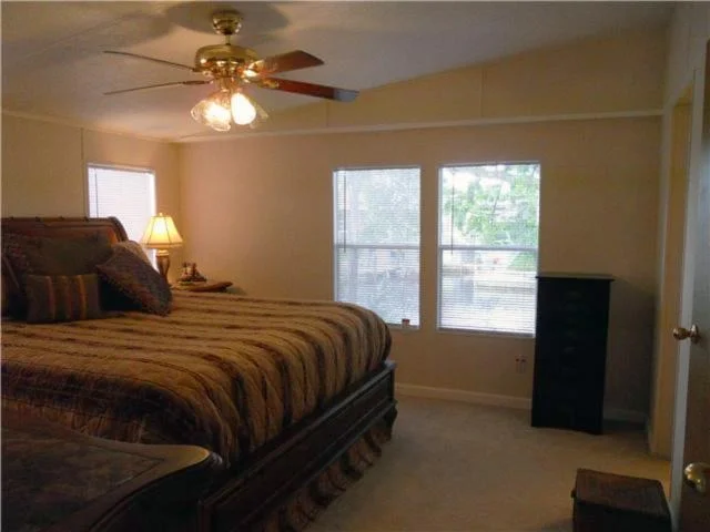 Photo of 151 SE Paradise Place