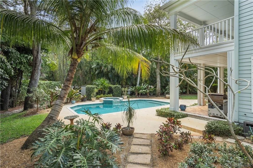 Photo of 9 Pineapple Lane