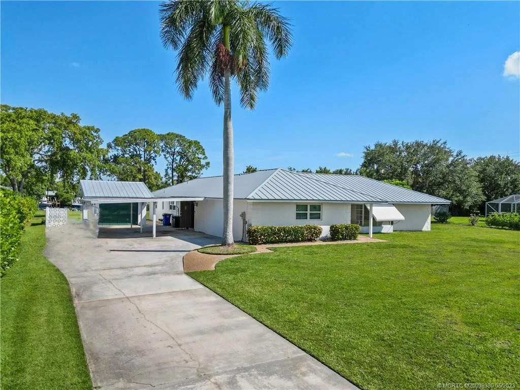 Photo of 1619 NW River Trail