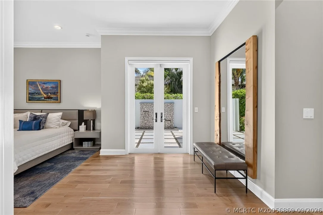 Photo of 7037 SE Harbor Circle