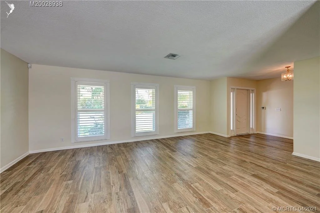 Photo of 8 N River Road