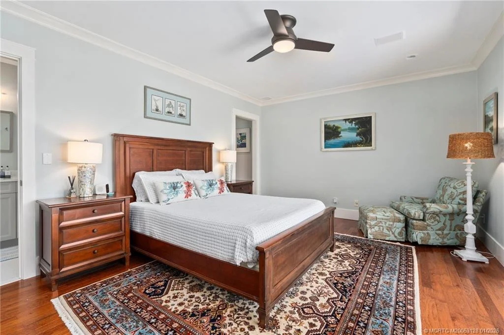 Photo of 6460 SE Harbor Circle