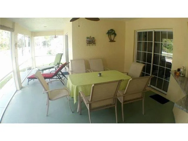Photo of 6888 Bronte Circle