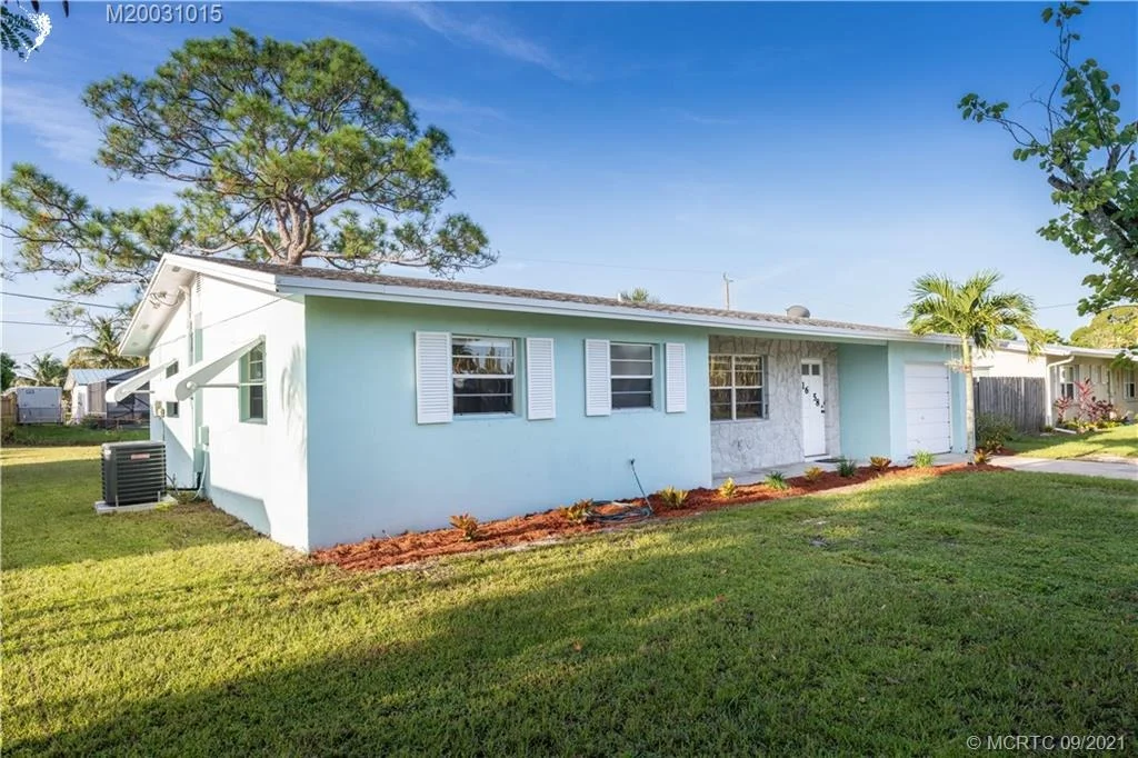 Photo of 1658 SE 10th Street