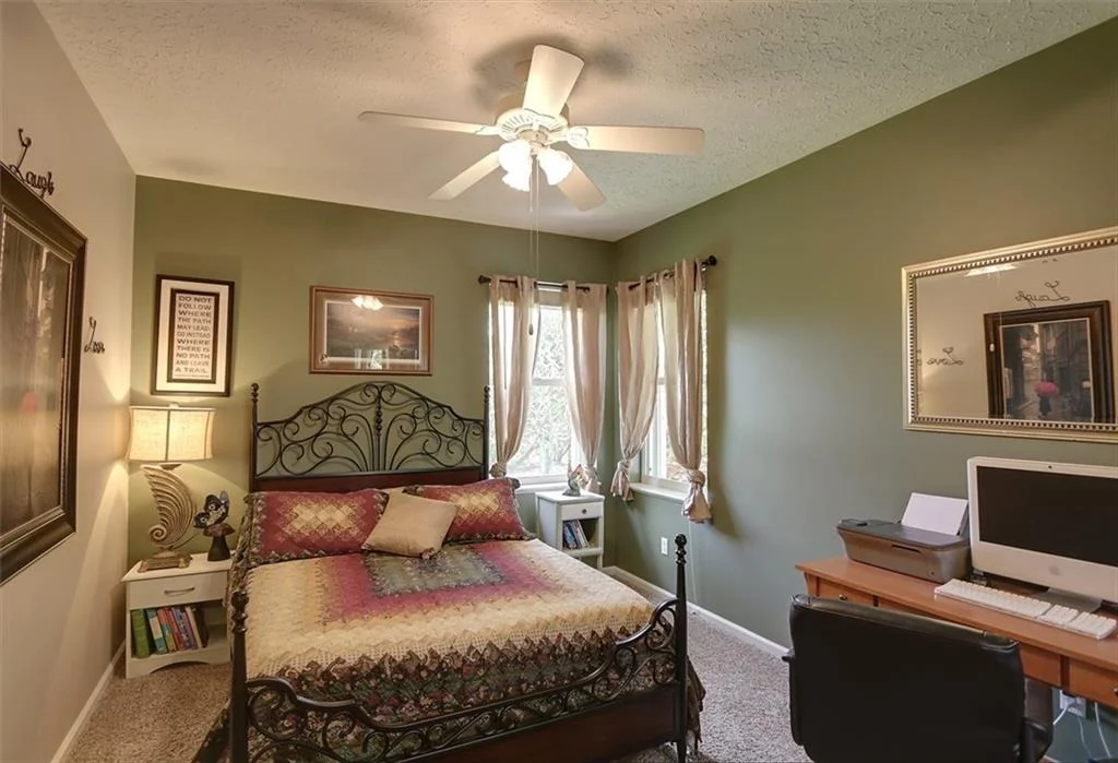 Photo of 1905 SE EMERALD Court