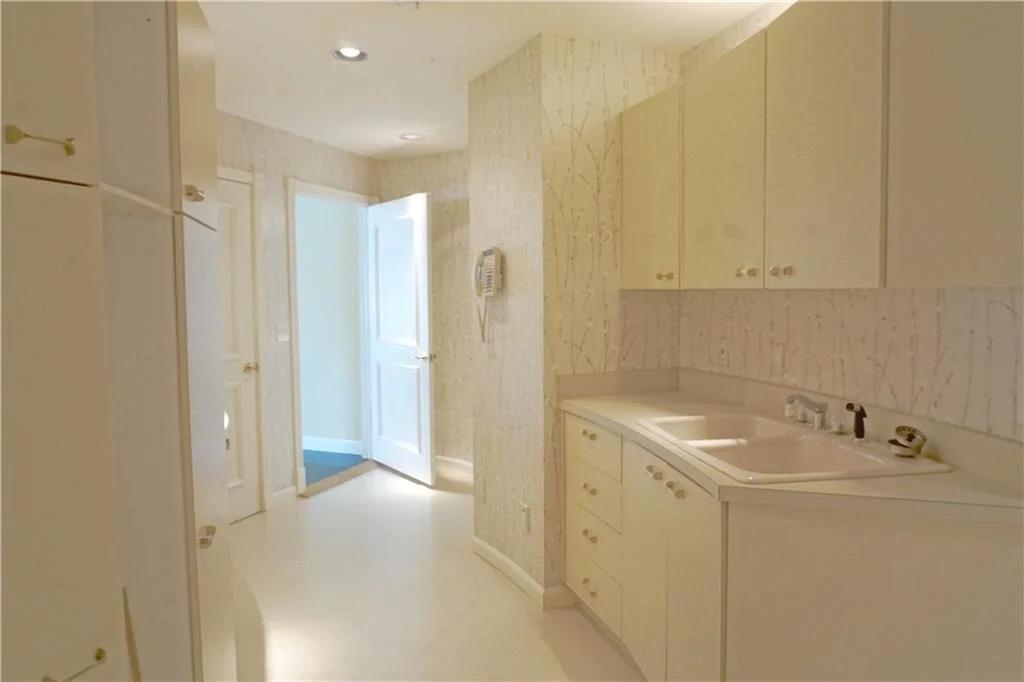 Photo of 49 W High Point Road