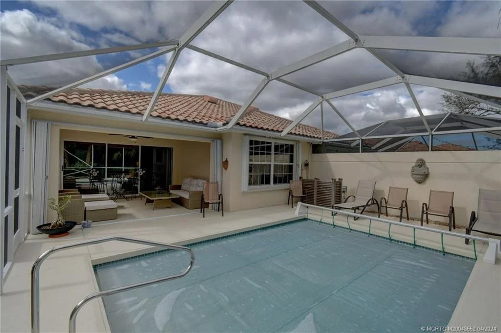 Photo of 858 SW Balmoral Trace SW