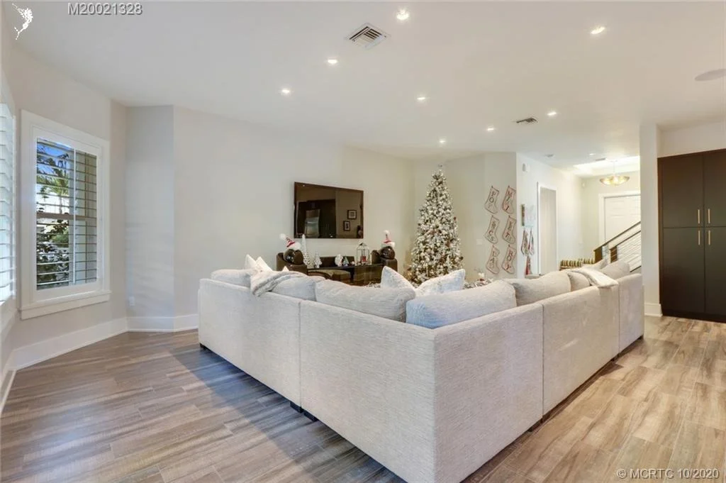 Photo of 71 SE River Lights Court