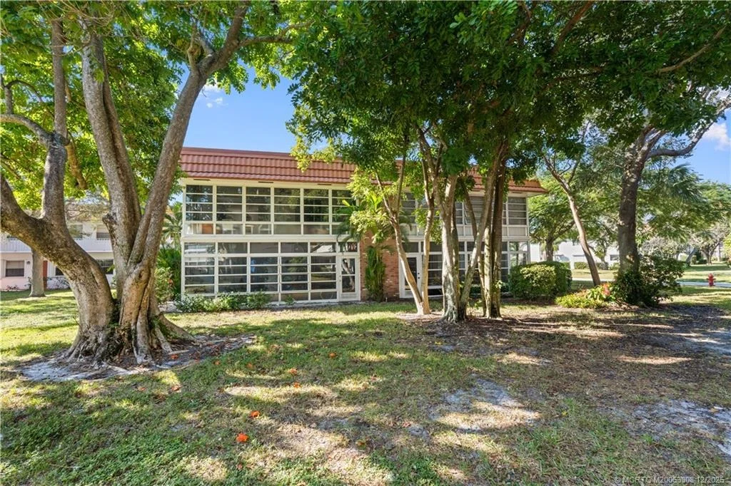 Photo of Unit F7 at 2600 SE Ocean Boulevard