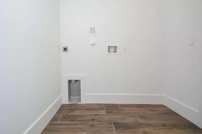 Photo of 403 SE Coconut Avenue