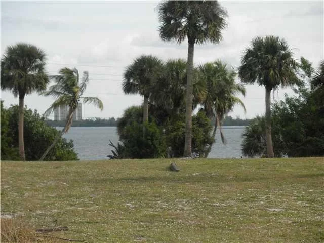Photo of 109 Riverview Drive