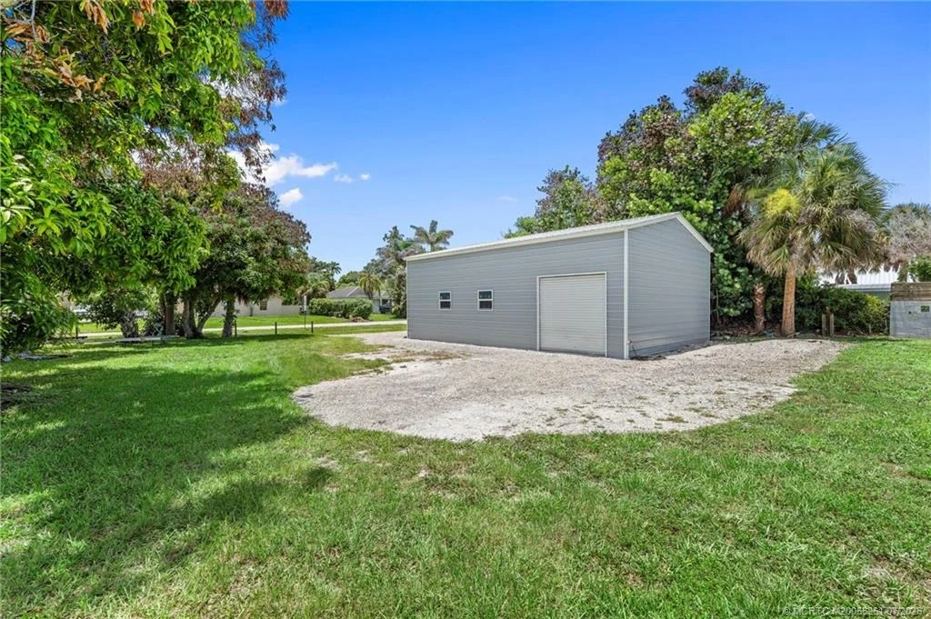 Photo of 3915 SE Salerno Road
