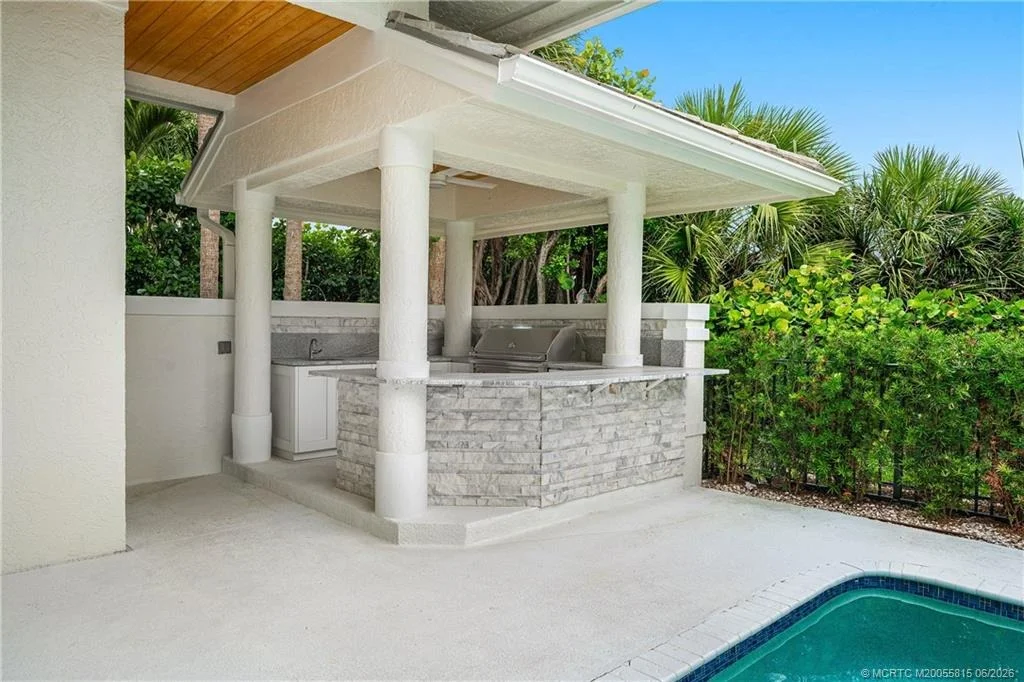 Photo of 2925 SE Dune Drive