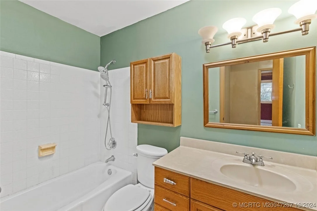 Photo of 3463 SE Narragansett Terrace