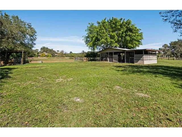 Photo of 5596 SW Evans Drive