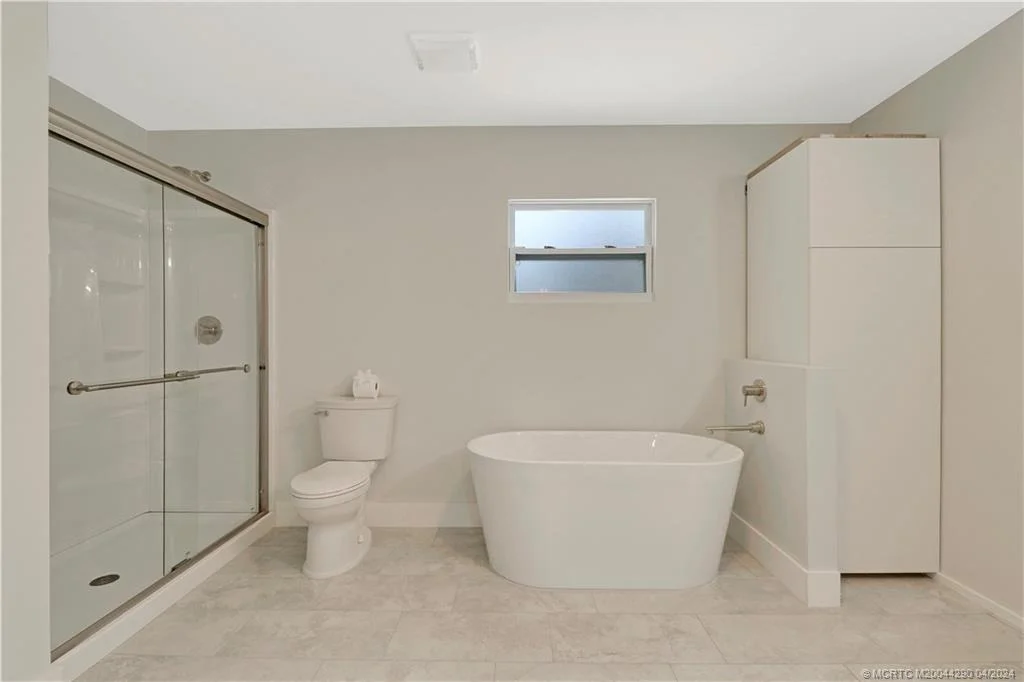 Photo of 327 SW Dyer Drive