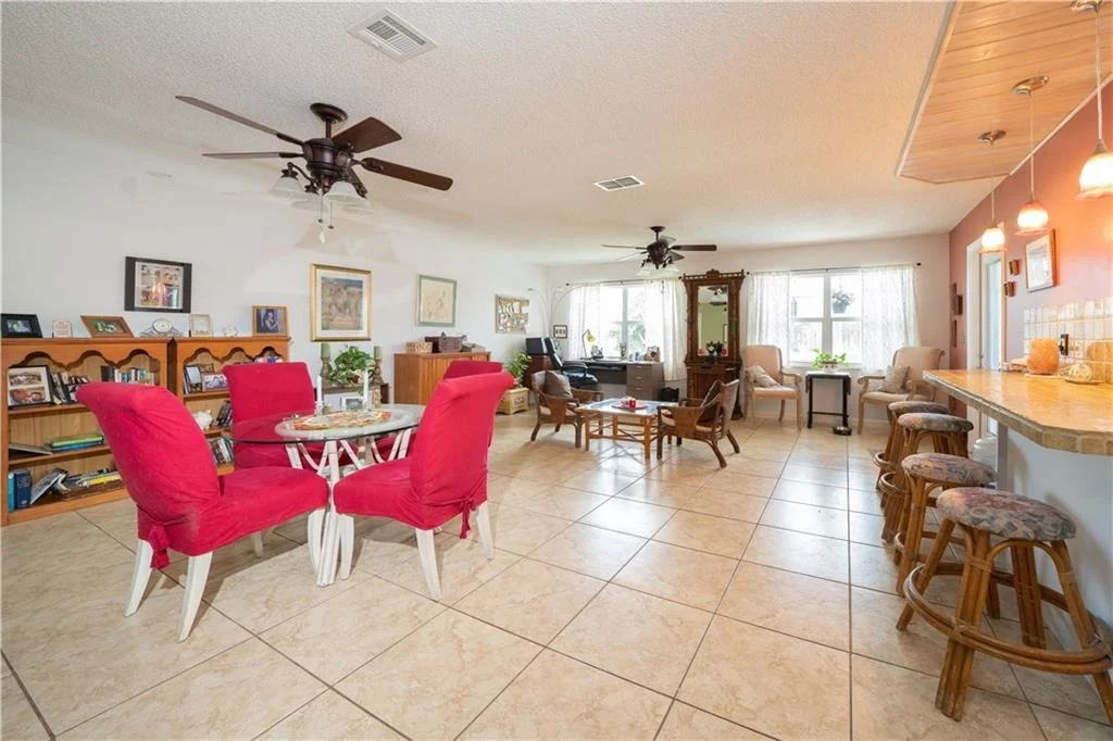 Photo of 241 SE Tressler Drive