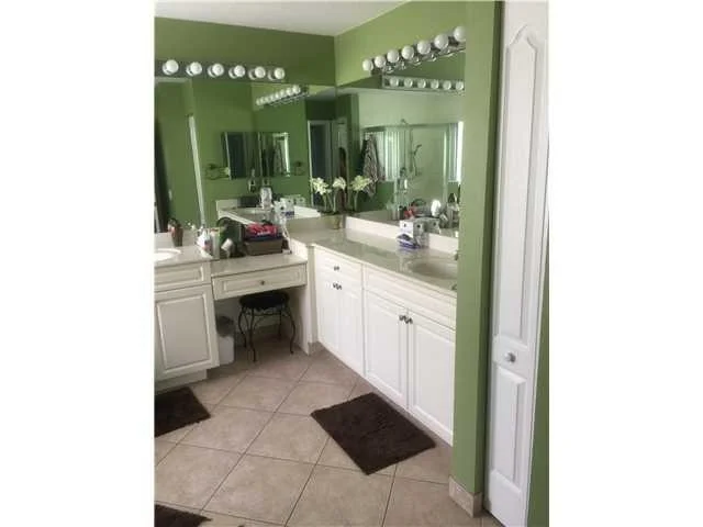 Photo of 2471 SW Impala Way