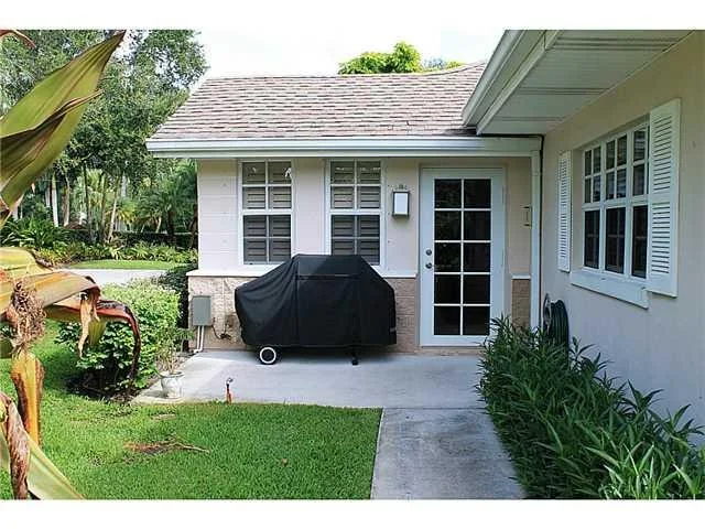 Photo of 1829 NW River Trail