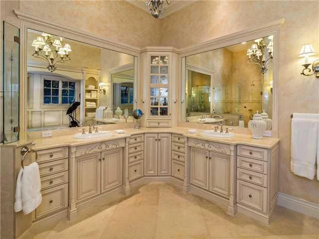 Photo of 6978 SE Harbor Circle
