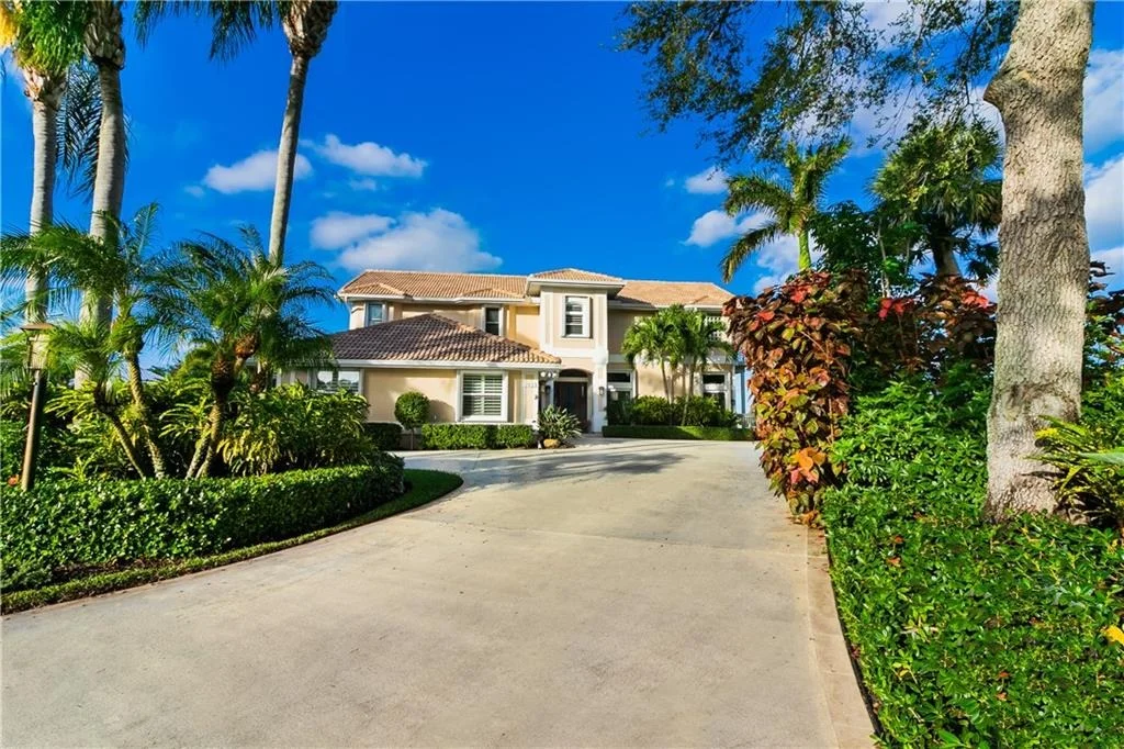 Photo of 3933 SE Topsail Court
